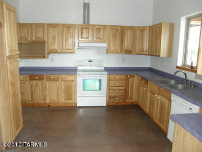 2391 E Gingerbread, Benson, AZ 85602 photo 8