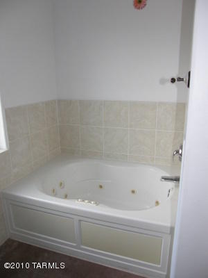 2391 E Gingerbread, Benson, AZ 85602 photo 13