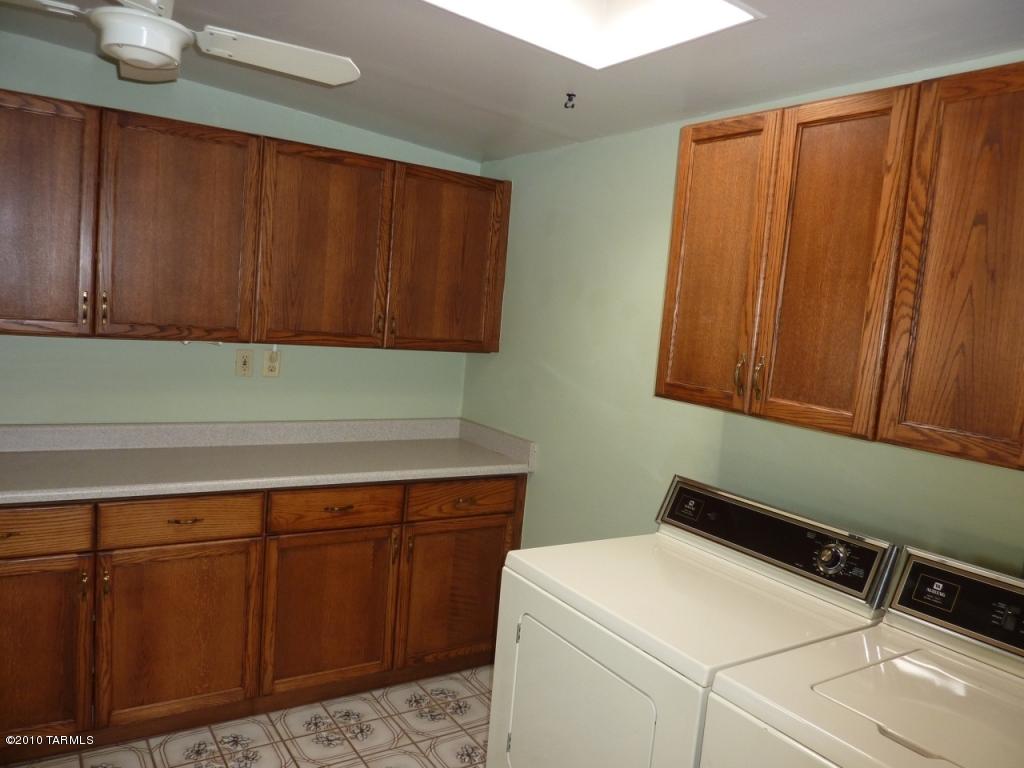 8525 E 20th St, Tucson, AZ 85710 photo 5