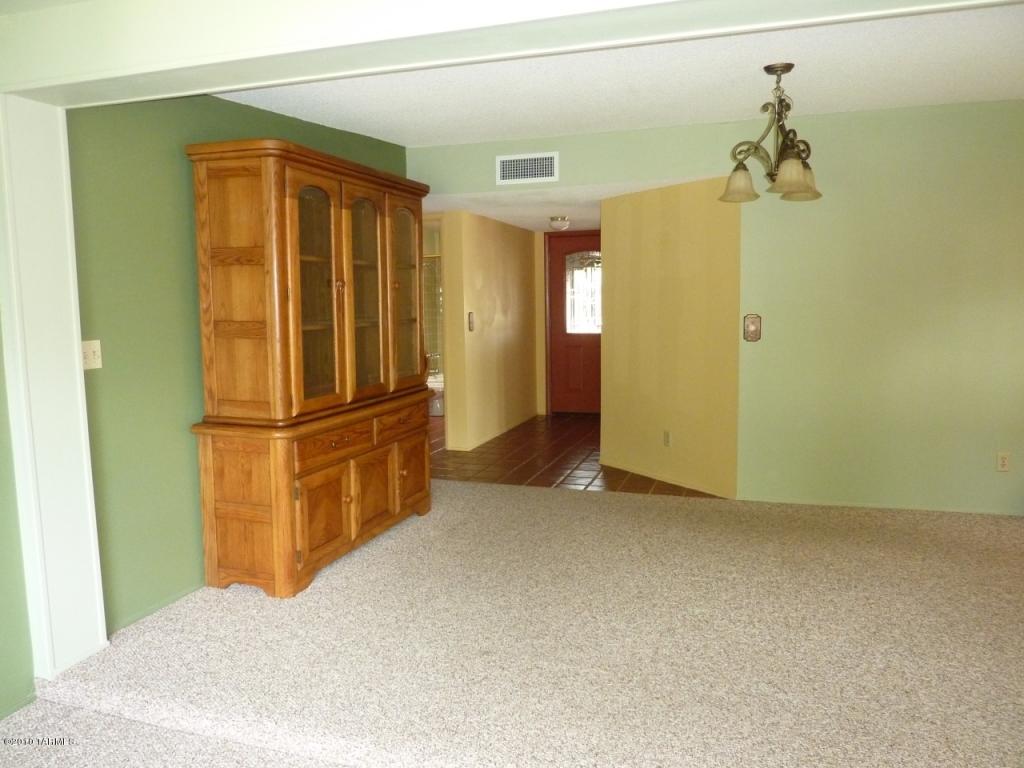 8525 E 20th St, Tucson, AZ 85710 photo 13