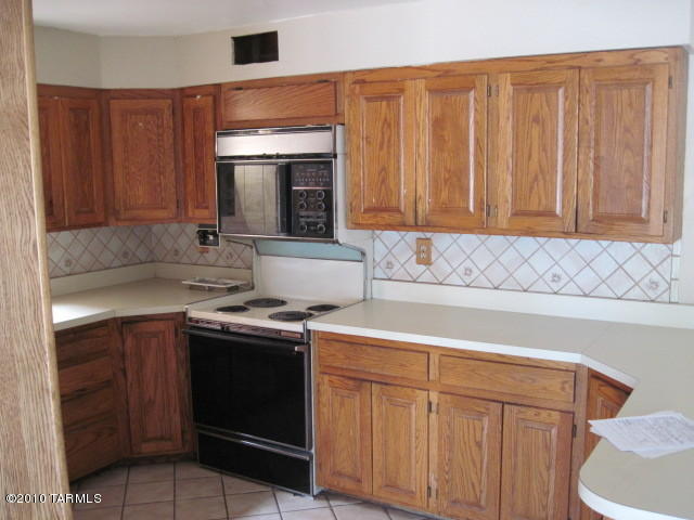 7442 E 20th St S, Tucson, AZ 85710 photo 5