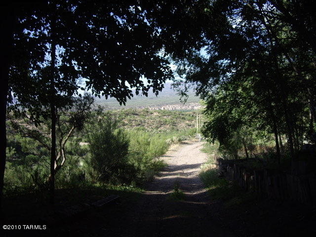 86785 E Cedar Crst, Mammoth, AZ 85618 photo 6