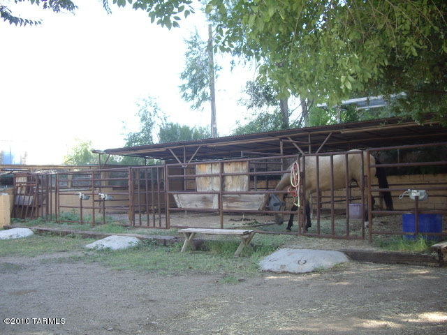 86785 E Cedar Crst, Mammoth, AZ 85618 photo 13