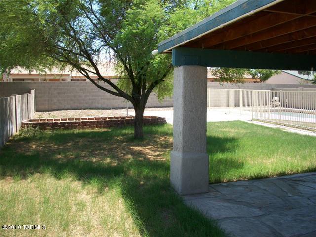 1561 W Bagpipe, Tucson, AZ 85746 photo 25