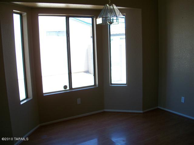 1561 W Bagpipe, Tucson, AZ 85746 photo 5