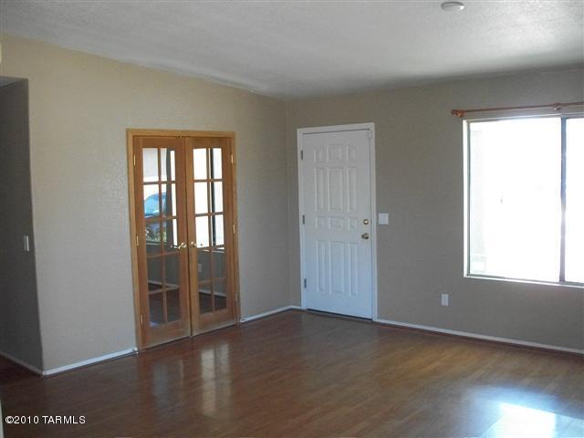 1561 W Bagpipe, Tucson, AZ 85746 photo 2