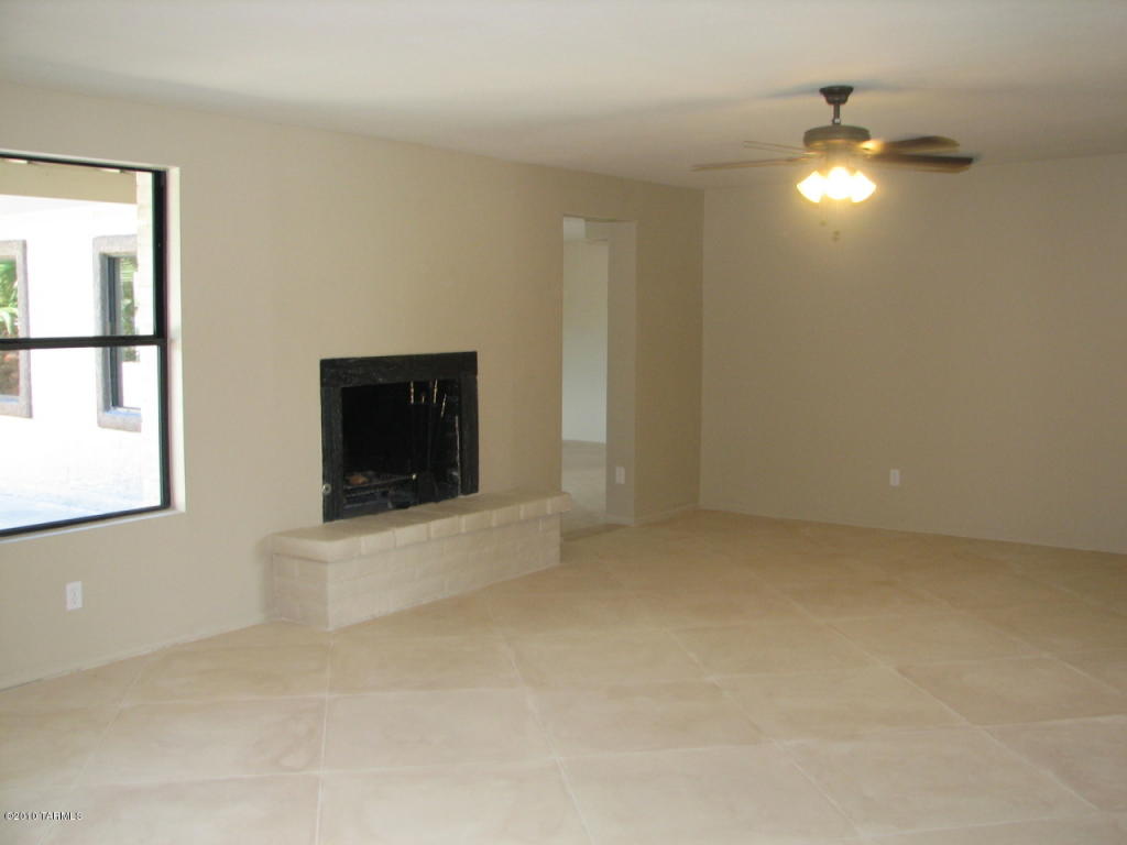 8982 E 5th, Tucson, AZ 85710 photo 1