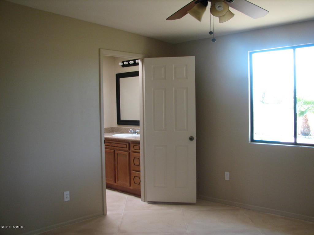8982 E 5th, Tucson, AZ 85710 photo 8