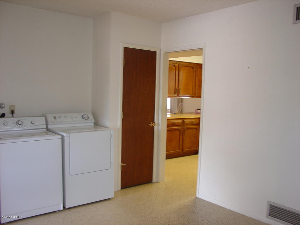 7555 Edison St, Tucson, AZ 85715 photo 9