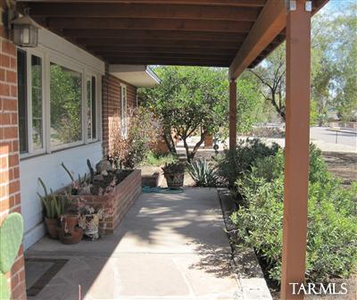 2655 E Devon St, Tucson, AZ 85716 photo 2