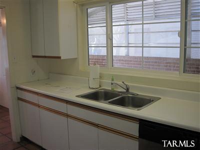 2655 E Devon St, Tucson, AZ 85716 photo 6