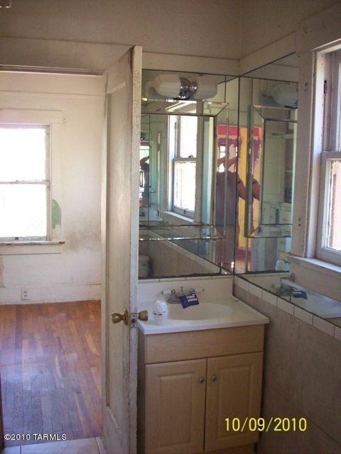 2001 E 9th, Tucson, AZ 85719 photo 8