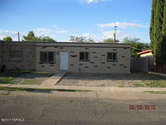 3654 E Shepherd Pl, Tucson, AZ 85713 photo 1