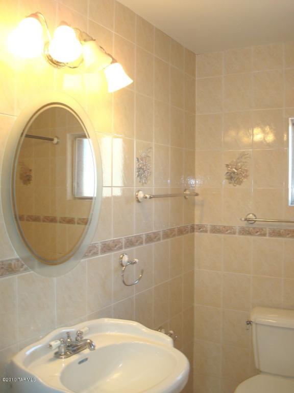 3173 E 23rd St, Tucson, AZ 85713 photo 8