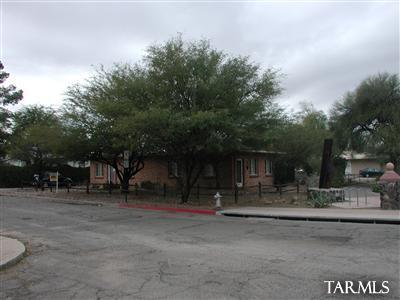 345 N Norris Ave, Tucson, AZ 85719 photo 2