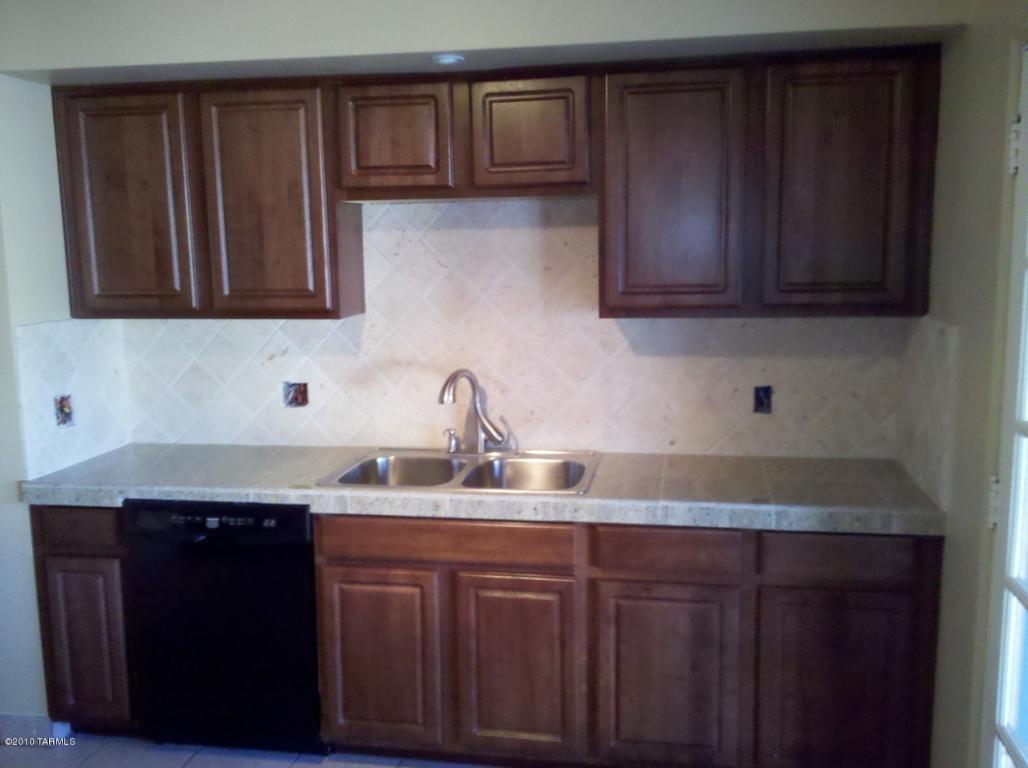 4511 E 9th St, Tucson, AZ 85711 photo 2