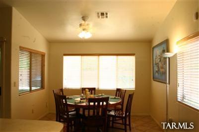 1371 E Mountain Pl, Tucson, AZ 85719 photo 2
