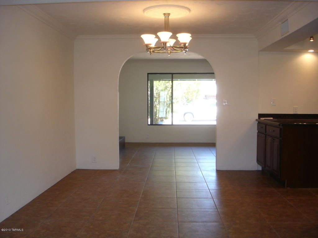 5220 E 7th St, Tucson, AZ 85711 photo 14