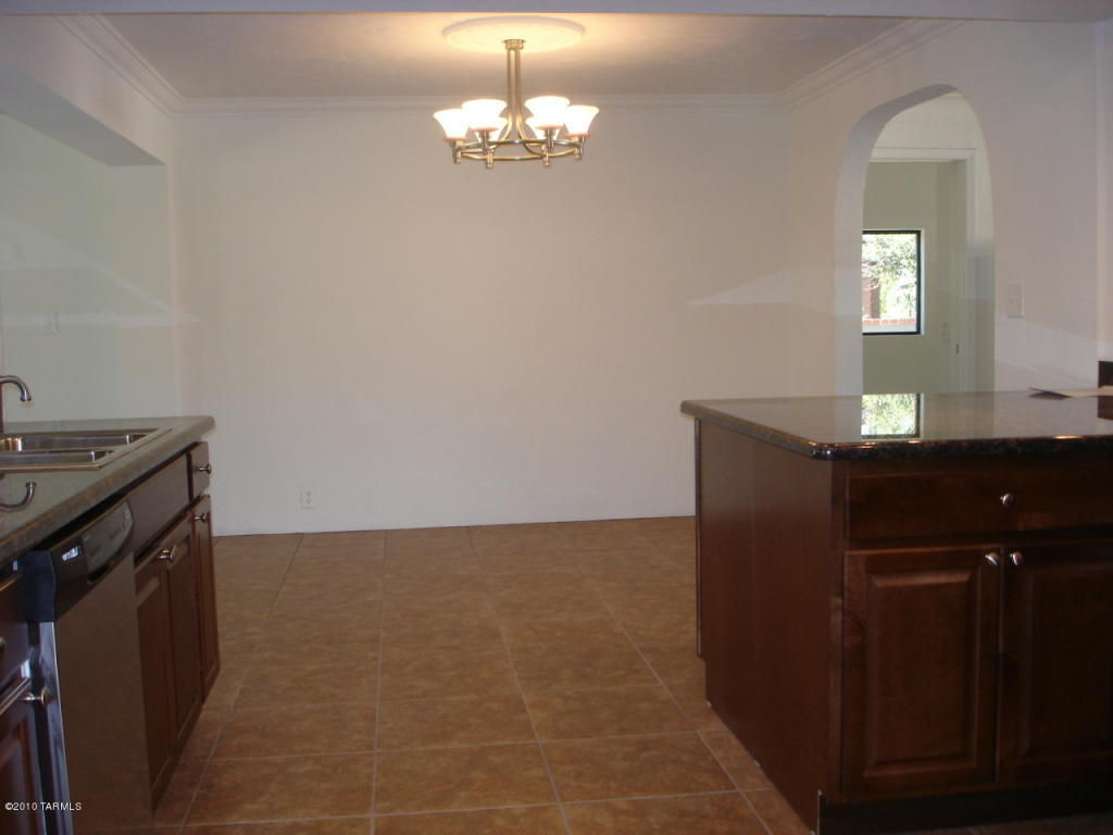5220 E 7th St, Tucson, AZ 85711 photo 18
