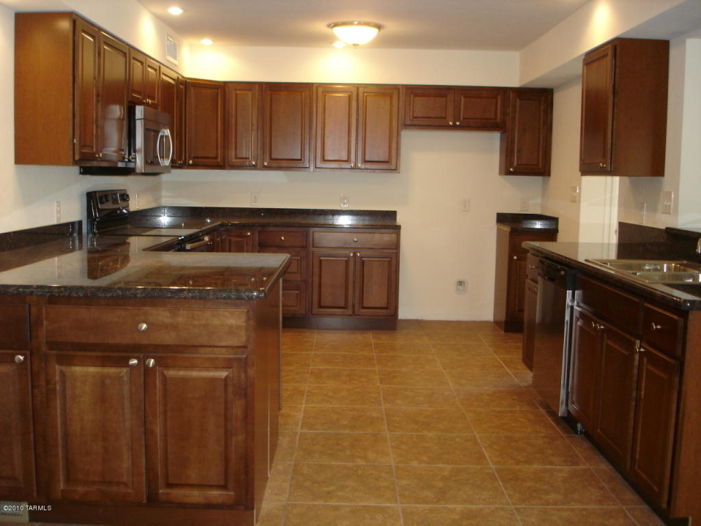 5220 E 7th St, Tucson, AZ 85711 photo 5