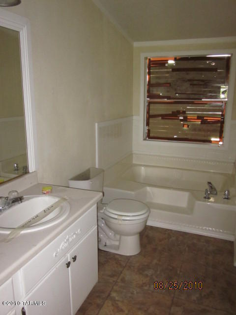 937 E Trinity Ter, Tucson, AZ 85756 photo 8