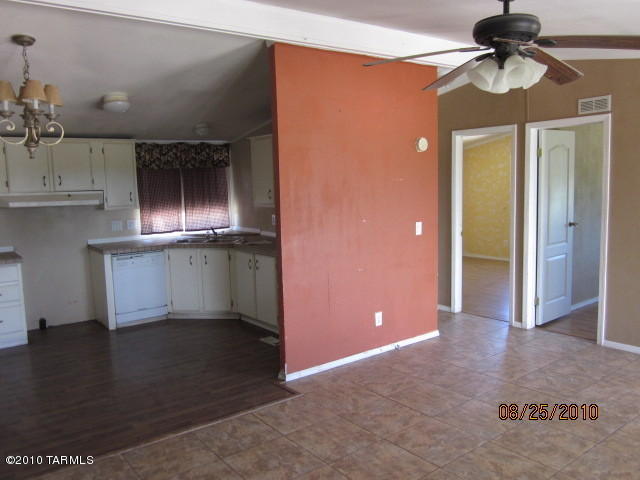 937 E Trinity Ter, Tucson, AZ 85756 photo 5