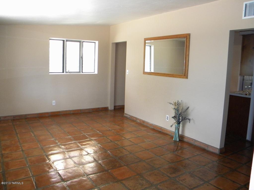 4775 E 3rd St, Tucson, AZ 85711 photo 4
