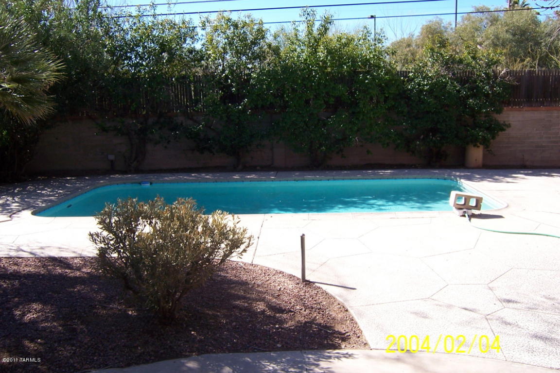 5542 E Spg, Tucson, AZ 85712 photo 13