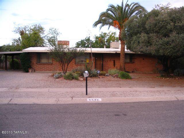 5542 E Spg, Tucson, AZ 85712 photo 1