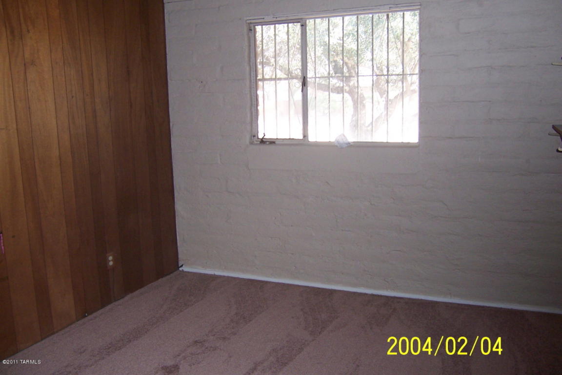 5542 E Spg, Tucson, AZ 85712 photo 10