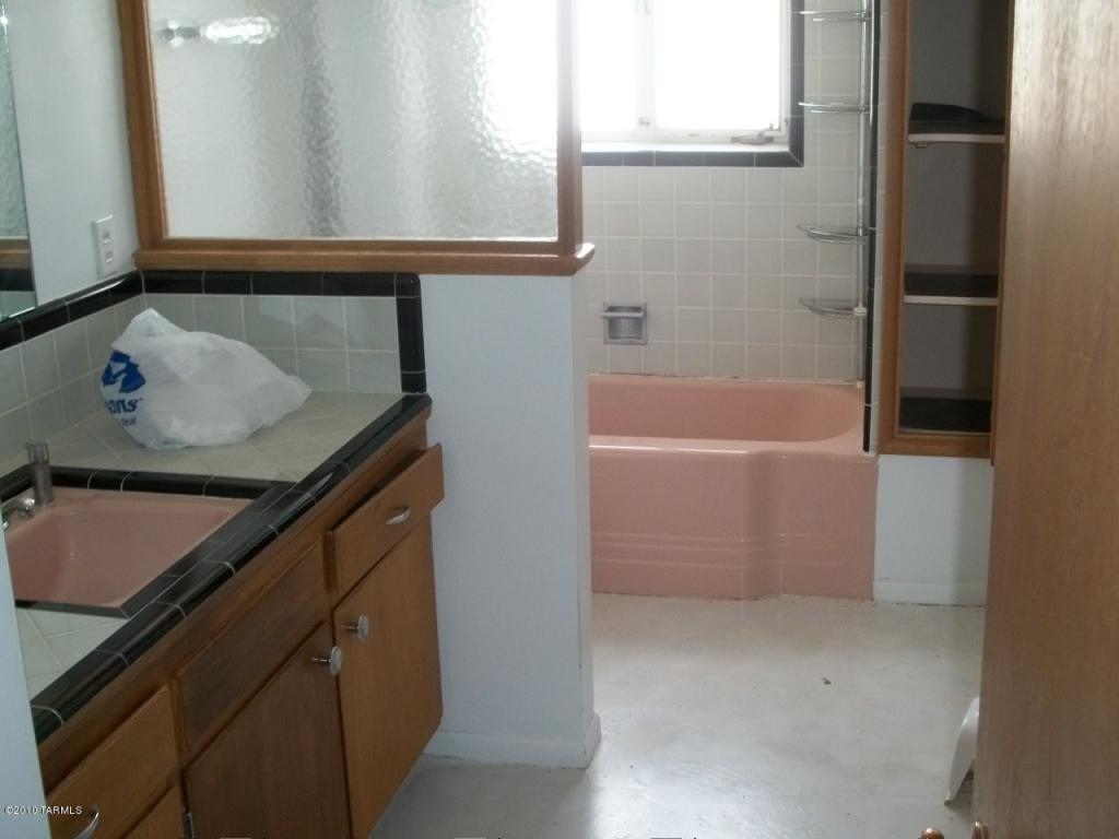 6001 E 4th St, Tucson, AZ 85711 photo 2