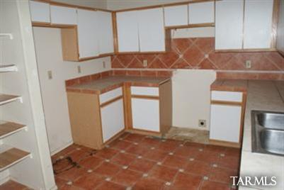 8845 E Fruit Tree Dr, Tucson, AZ 85730 photo 3