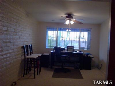 8433 Eli St, Tucson, AZ 85710 photo 3