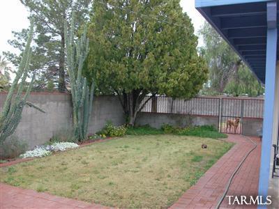 8433 Eli St, Tucson, AZ 85710 photo 6