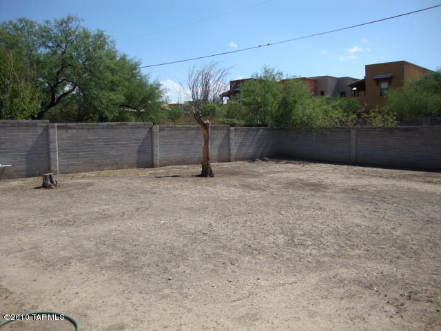 210 E Hyde St, Tucson, AZ 85704 photo 8