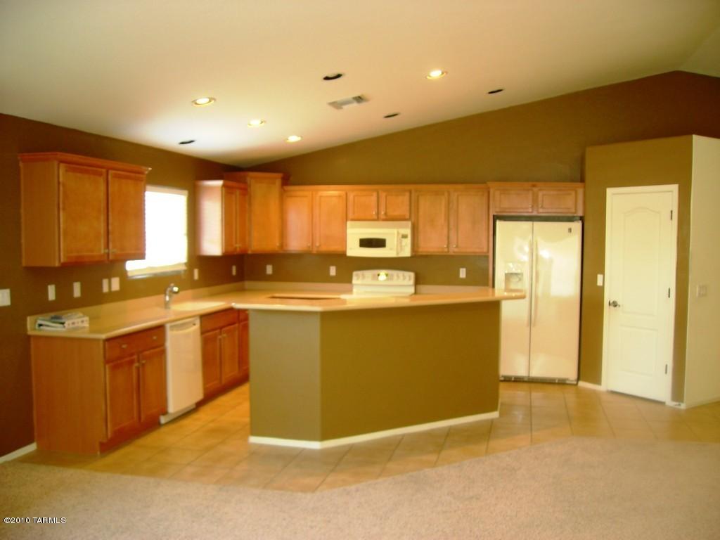 6602 E Splendid Ln, Tucson, AZ 85756 photo 5