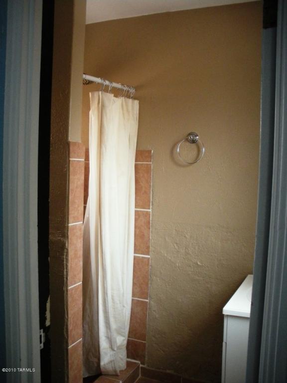 821 E 10th St N, Tucson, AZ 85719 photo 6