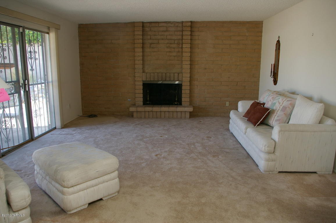 9241 E 8th St, Tucson, AZ 85710 photo 8