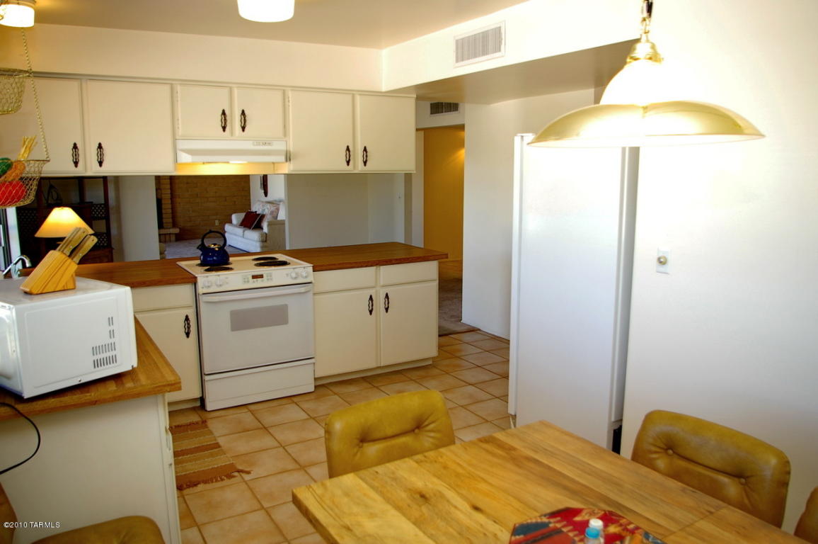 9241 E 8th St, Tucson, AZ 85710 photo 12