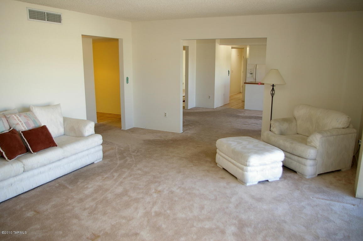 9241 E 8th St, Tucson, AZ 85710 photo 5