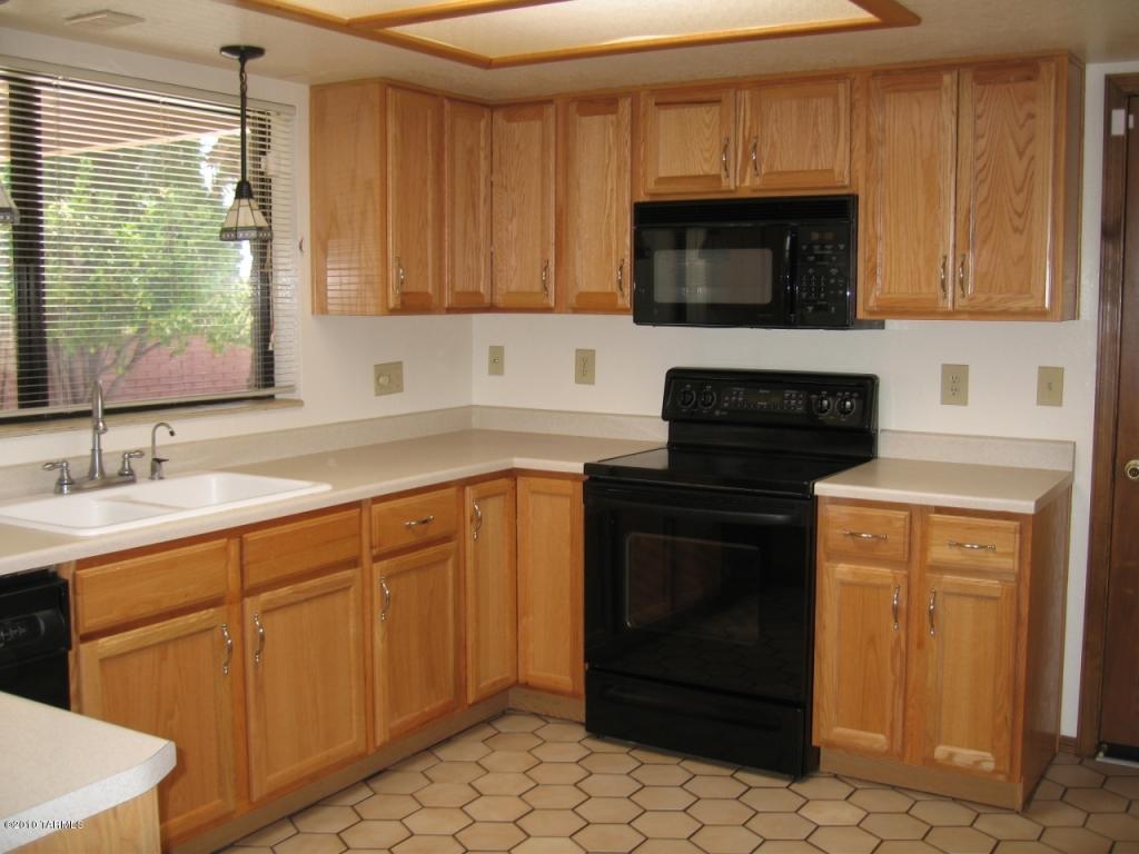 9030 E Saddleback Dr, Tucson, AZ 85749 photo 4