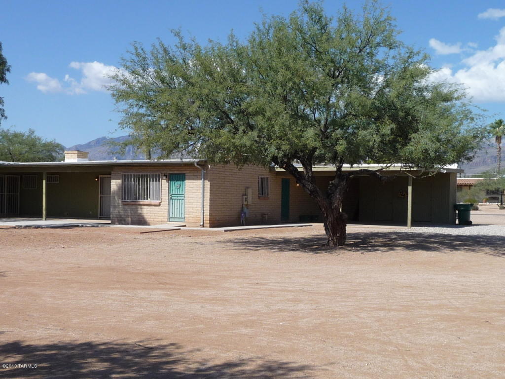 10630 E Rusty Spur, Tucson, AZ 85749 photo 2