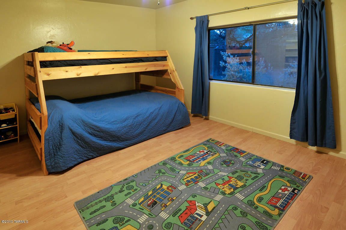 1352 E King Rd, Tucson, AZ 85719 photo 15