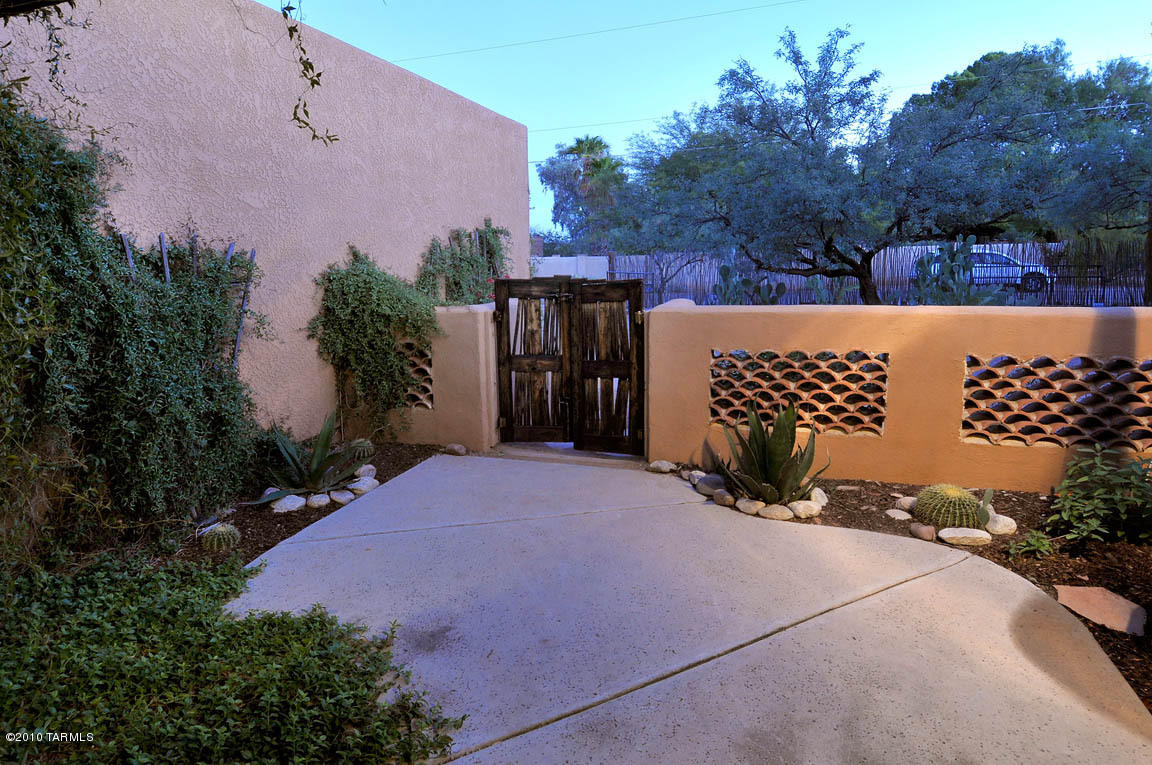 1352 E King Rd, Tucson, AZ 85719 photo 23