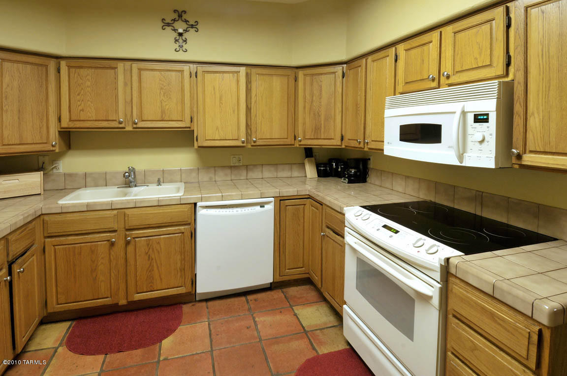 1352 E King Rd, Tucson, AZ 85719 photo 11