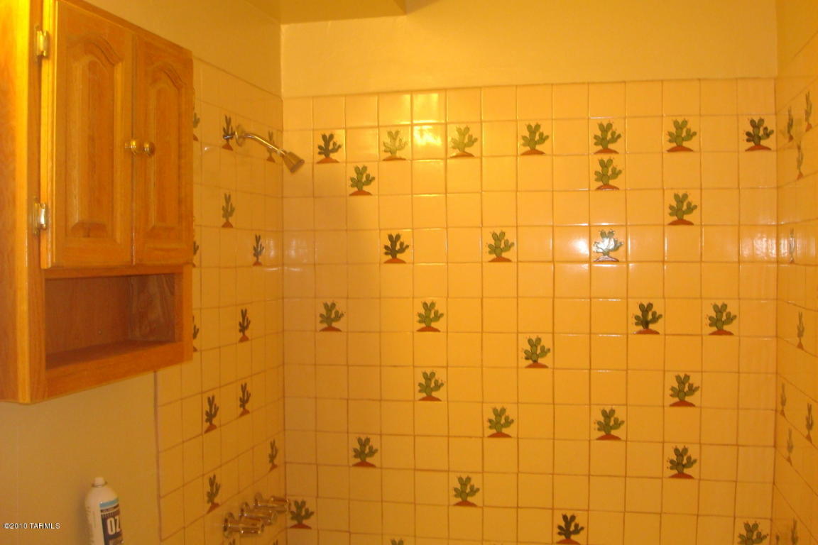 8565 E 18th St, Tucson, AZ 85710 photo 11
