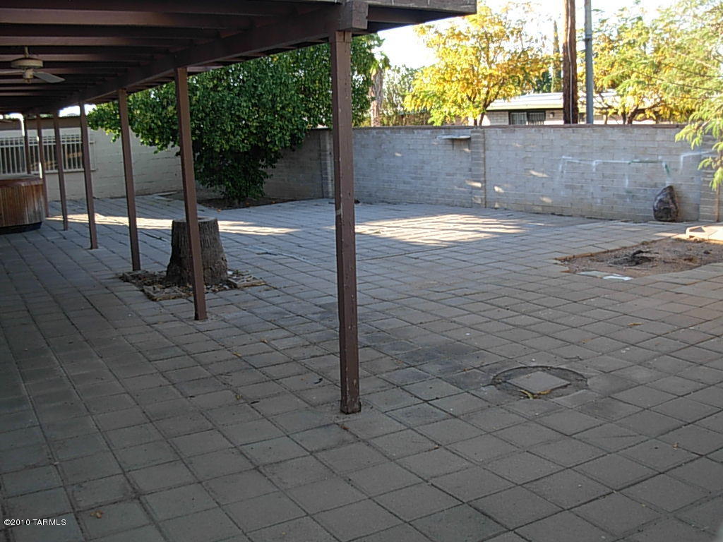 7617 E 35th St, Tucson, AZ 85710 photo 3