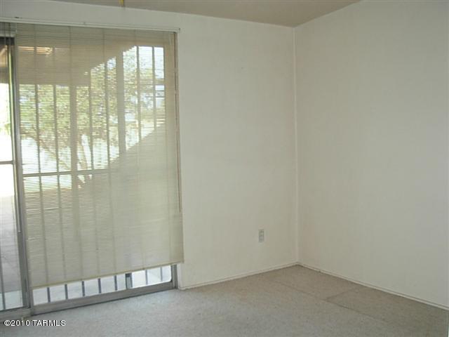 7617 E 35th St, Tucson, AZ 85710 photo 5