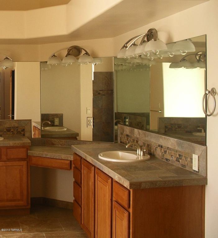 13611 S Sundown Ranch Rd, Vail, AZ 85641 photo 4