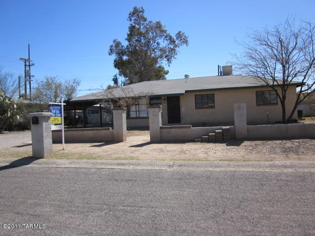 6252 E 15th St, Tucson, AZ 85711 photo 1